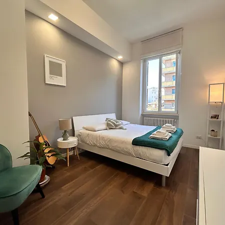 Viale Eritrea 43 Daire